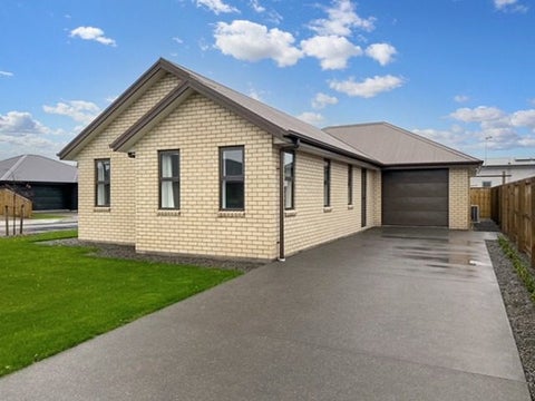 44 Quinn Crescent, Woodend, Woodend