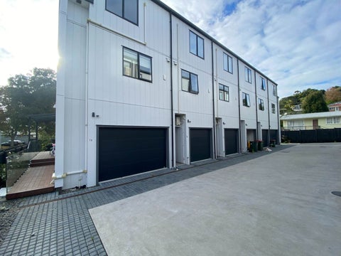 7A Agincourt Street, Glenfield, Auckland