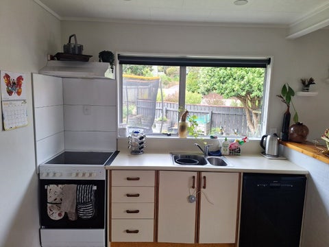 86 Leeward Drive, Whitby, Porirua