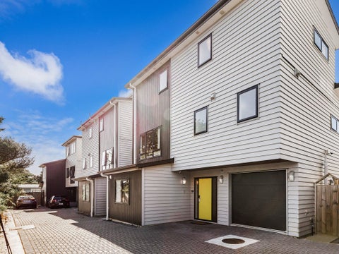 55A Castledine Crescent, Glen Innes, Auckland