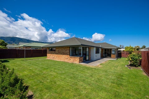 12 Coleridge Place, Stoke, Nelson