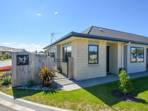 38 Ashmore Park Road, Carterton, Carterton