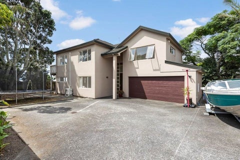 2/25 Waipa Street, Birkenhead, Auckland