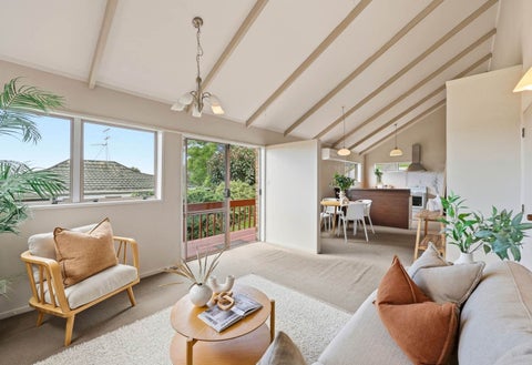 1/34 Shanaway Rise, Hillcrest, Auckland