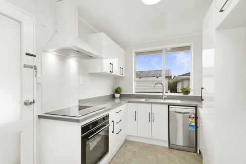 2/12 Tacoma Drive, Totara Park, Upper Hutt