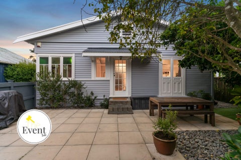 33 Rambler Crescent, Beach Haven, Auckland
