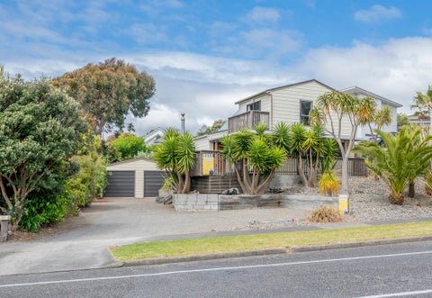 20 Weggery Drive, Waikanae Beach, Waikanae