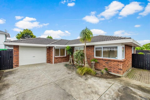 2/10 Mangarata Avenue, Papatoetoe, Auckland