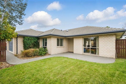 8 Wild Dunes Place, Shirley, Christchurch