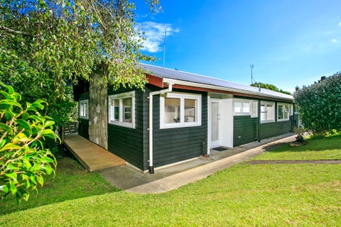 2/26 Coronation Road, Hillcrest, Auckland