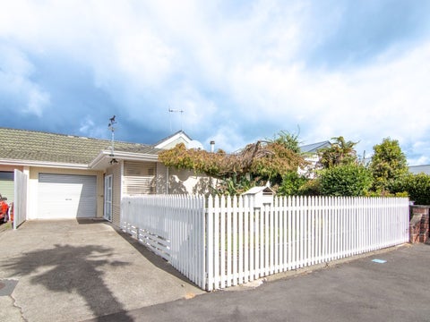 10A Palm Avenue, Hokowhitu, Palmerston North