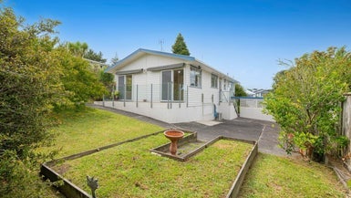 36 Tonkin Drive, Sunnynook, Auckland