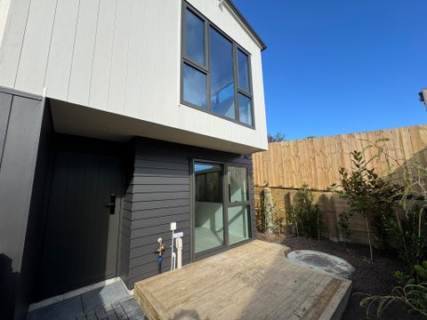 36 Meadowood Drive, Unsworth Heights, Auckland