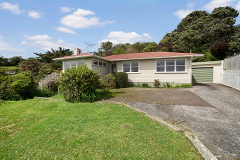 22 Beazley Avenue, Paparangi, Wellington
