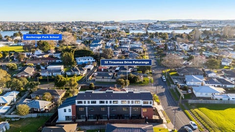 3/32 Tiraumea Drive, Pakuranga, Auckland