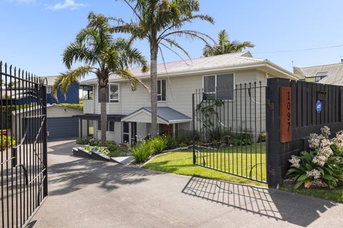 1097 Papamoa Beach Road, Papamoa Beach, Papamoa