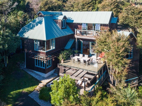 61 Brooklands Road, Atawhai, Nelson