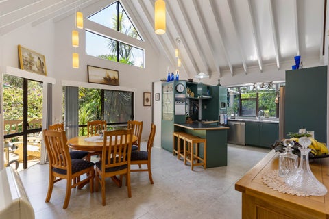 193 Whangaparaoa Road, Red Beach, Red Beach