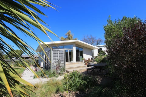 16C Rousehill Street, Renwick