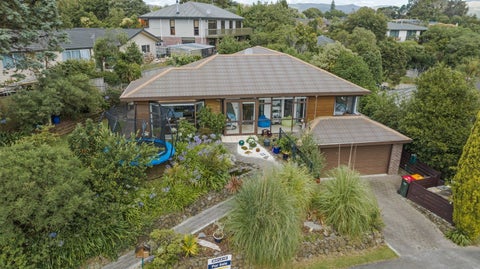 1 Springdale Grove, Fitzherbert, Palmerston North
