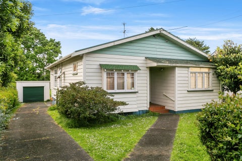 24 Crowther Street, Blockhouse Bay, Auckland