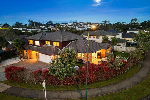 5 Witton Place, Schnapper Rock, Auckland