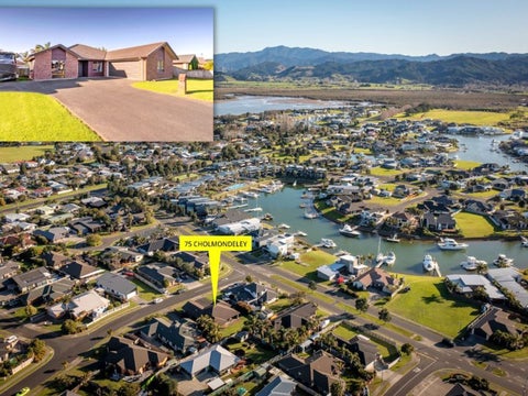 75 Cholmondeley Crescent, Whitianga, Whitianga