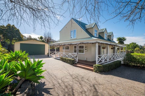 12 Regia Close, Half Moon Bay, Auckland