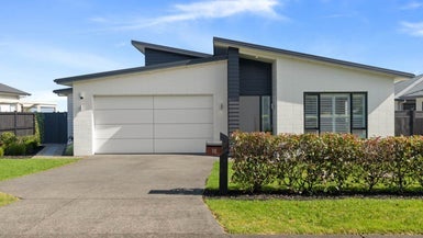 10 Karo Road, Beachlands, Auckland
