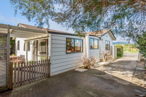 133 Weggery Drive, Waikanae Beach, Waikanae