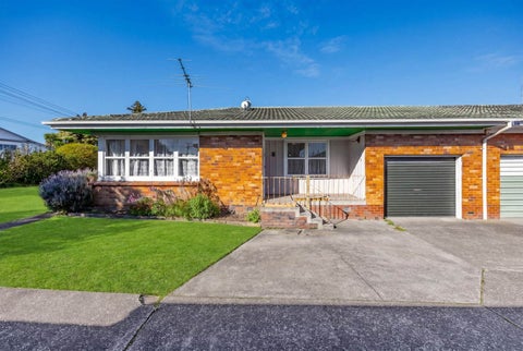 1/4 Russell Road, Manurewa, Auckland