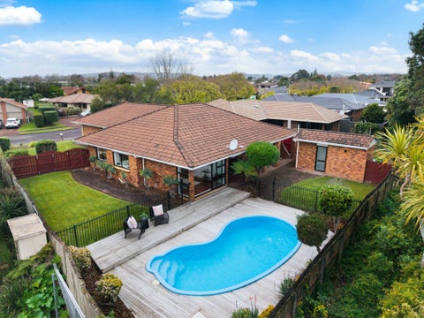 16 Westholm Way, Pahurehure, Papakura