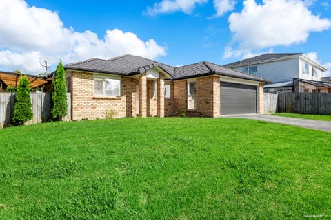 49 Tiriwa Drive, Massey, Auckland