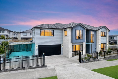 52 Hikuawa Road, Flat Bush, Auckland