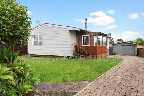 9 Hinerau Street, Henderson, Auckland