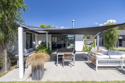 8 Snowberry Street, Albert Town, Wanaka