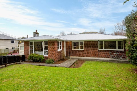 296 Main Road, Tawa, Wellington