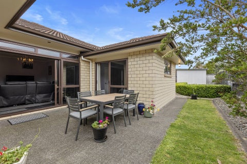 87 Twin Oak Avenue, Papamoa Beach, Papamoa