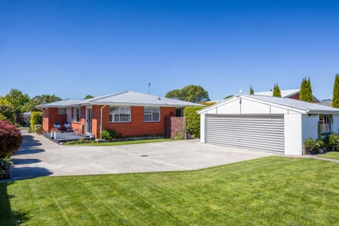 138 Warren Crescent, Hillmorton, Christchurch