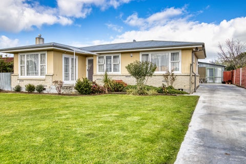 17 Folkestone Drive, Flaxmere, Hastings