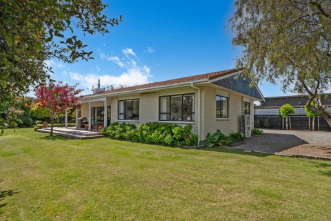 84 Naples Street, Martinborough