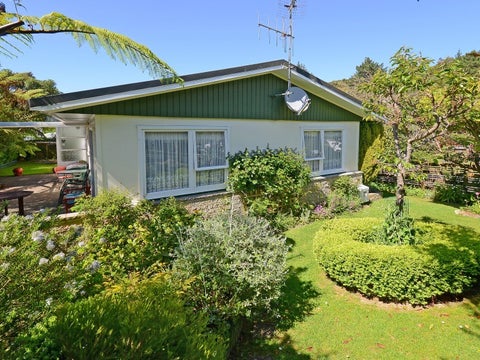 26 McGowan Road, Wainuiomata, Lower Hutt