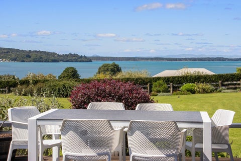 139 Athenree Road, Athenree, Katikati