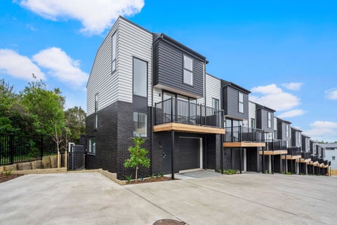 30 Panoni Lane, Howick, Auckland