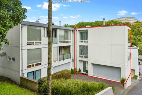 2/21 Birdwood Crescent, Parnell, Auckland