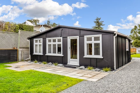 7 Cross Street, Waikuku Beach, Waikuku Beach