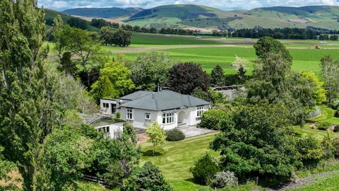 284 Estate Road, Clinton, Clinton
