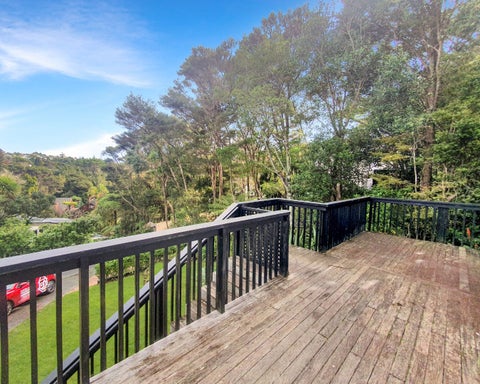 102 Park Hill Road, Birkenhead, Auckland
