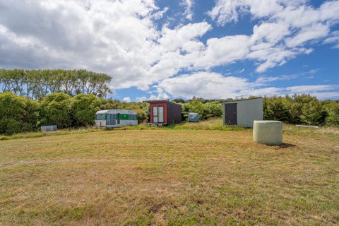 404 Lees Road, Hahei
