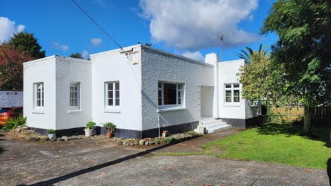 17 Taiere Terrace, Onehunga, Auckland